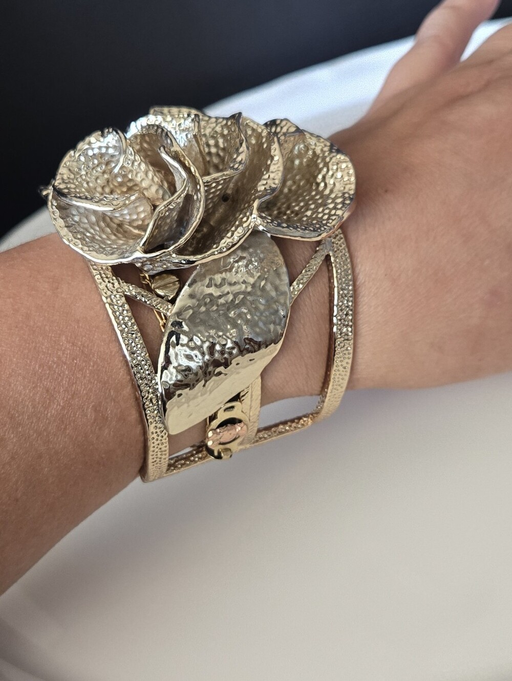 Ritired Kendra Scott 3D Flower Cuff Bracelet